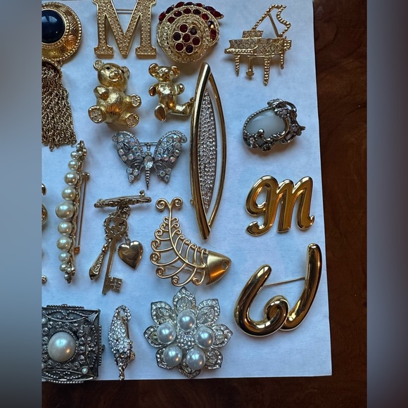 LOT of Beautiful Brooches - Picture 5 of 6